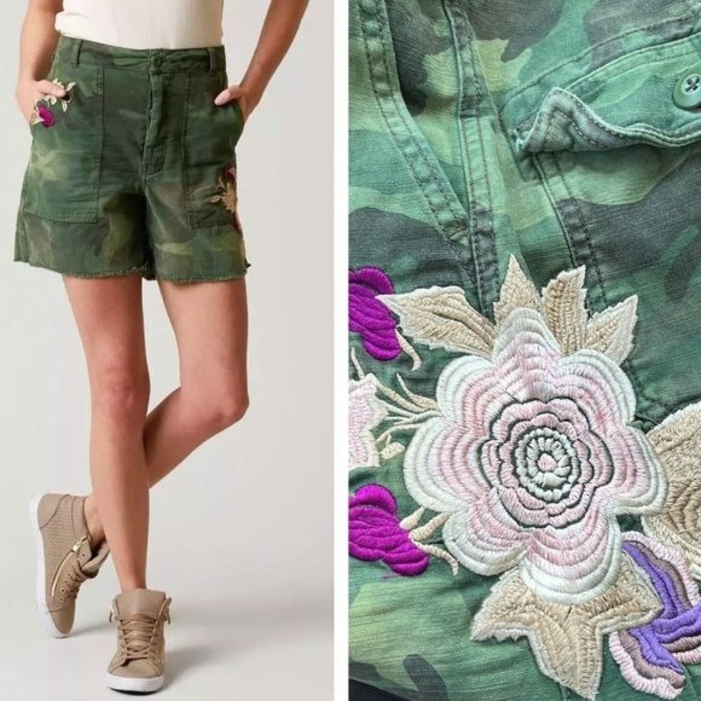Free People Scout Camo Shorts Embroidered Size 2